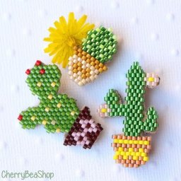 Брошки из бисера: кактусы