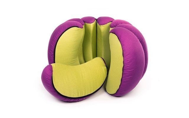 Необычный пуф в форме мандарина
