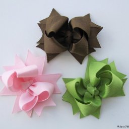 Прекрасные бантики из лент: мастер-класс
