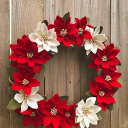 Шикарные пуансеттии из фетра