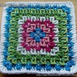 Интересный квадрат крючком: мастер-класс