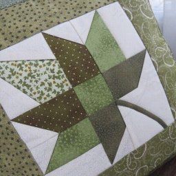 Лоскутный блок "Кленовый лист"