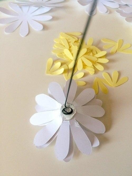 Невероятной красоты ромашки из бумаги