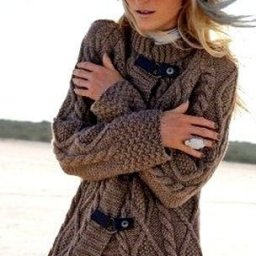 Невероятный кардиган цвета верблюжьей шерсти спицами