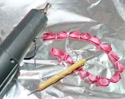 Розочки из лент для открытки