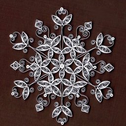 Снежинки в технике квиллинг