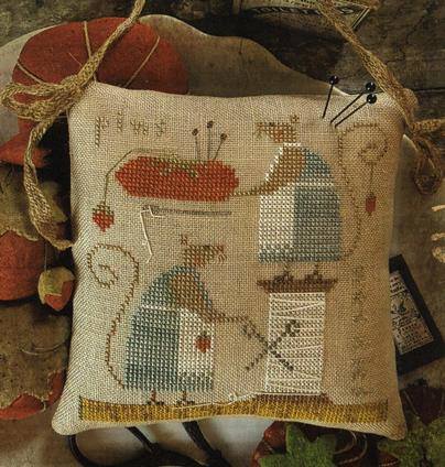 Забавная вышивка с мышатами в пастельных тонах