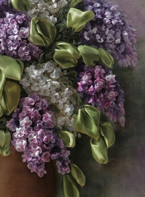 Сирeнь из атласных лент Сирeнь из атласных лент