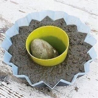 Садовые вазы для цветов своими руками