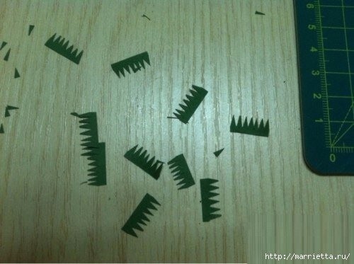 Миниатюрные букетики цветов из бумаги