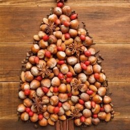 Орехово-фруктовые елочки со специями