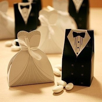 ​Упаковка маленьких подарочков на свадьбу
