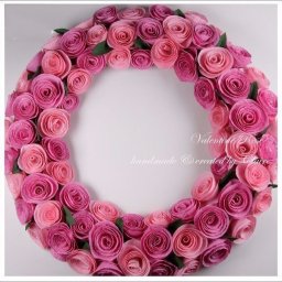 ​Цветочный венок для праздничного стола