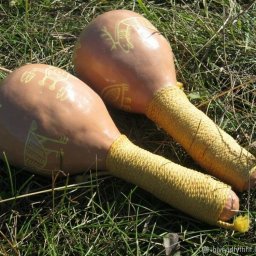 Маракасы из папье-маше