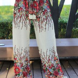 ​Лёгкие просторные брюки