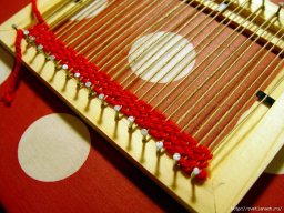 Импровизированный домашний ткацкий станок своими