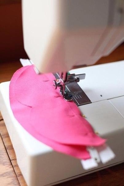 ​Косметичка в виде губ