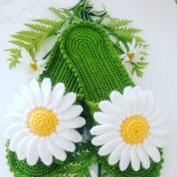 Красивые вязанные тапочки: идеи для вдохновения