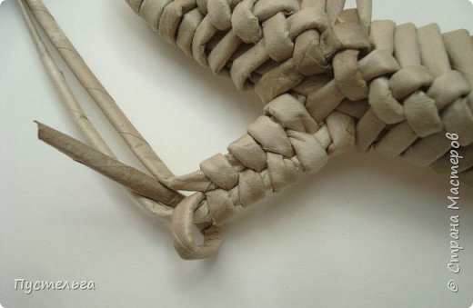 Плетение из газет ящерицы: мастер-класс от мастерицы Пустельга