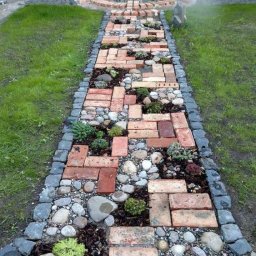 Идеи с камнями для дачи или частного дома