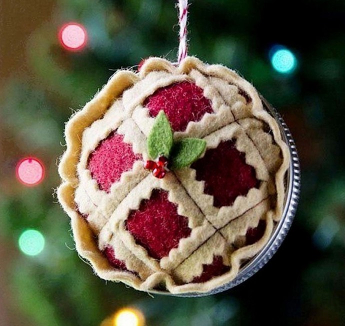 Изумительные ёлочные игрушки из фетра