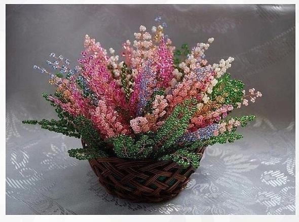 Кашпо с вереском из бисера Кашпо с вереском из бисера