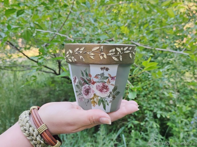 Украшение цветочных горшков