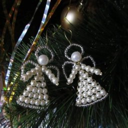 Ангелочек из бисера