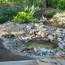 ​Ландшафтный дизайн из трех покрышек