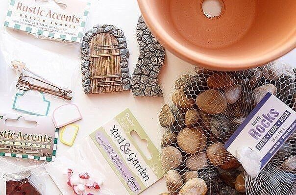 Сказочный декор цветочного горшка