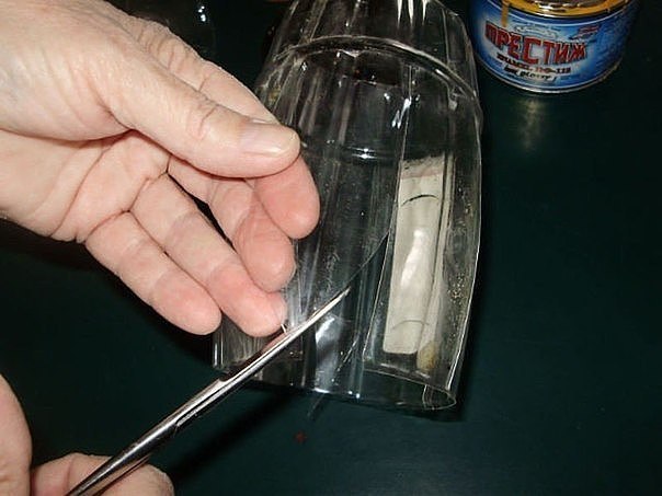 Цветок из пластиковой бутылки