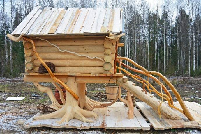 Избушка на курьих ножках