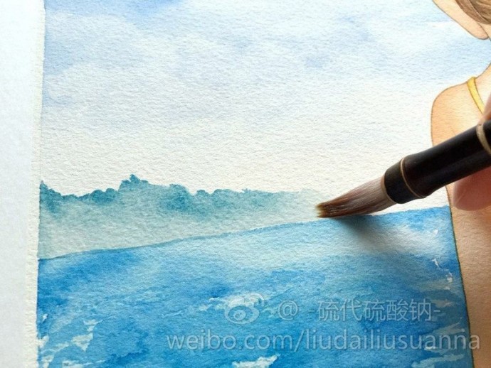 Урок рисования акварелью: девушка со шляпой у кромки моря