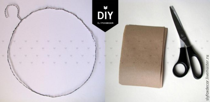 Декоративный венок из крафт-бумаги