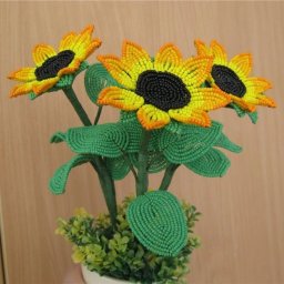 Подсолнух из бисера