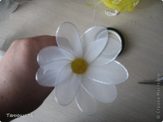 Ромашки из капрона