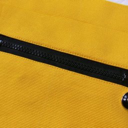 ​Прорезной карман на молнии