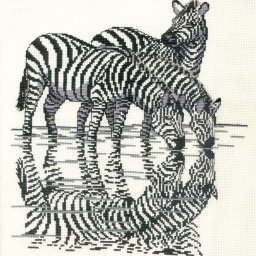 ​Вышивка крестиком: зебры на водопое