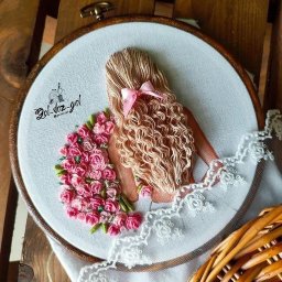 ​Вышивка с объёмными элементами