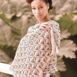 ​Запоминающийся своей красотой палантин