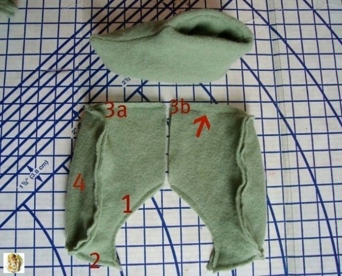 Домашние тапочки из старого свалявшегося свитера