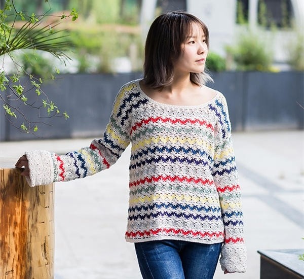 Полосатый пуловер крючком