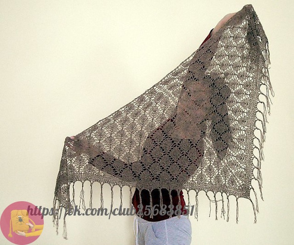 Шаль с узором из листьев и пико спицами