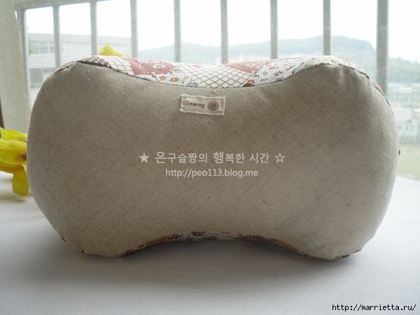 Шьем подушечку под шею