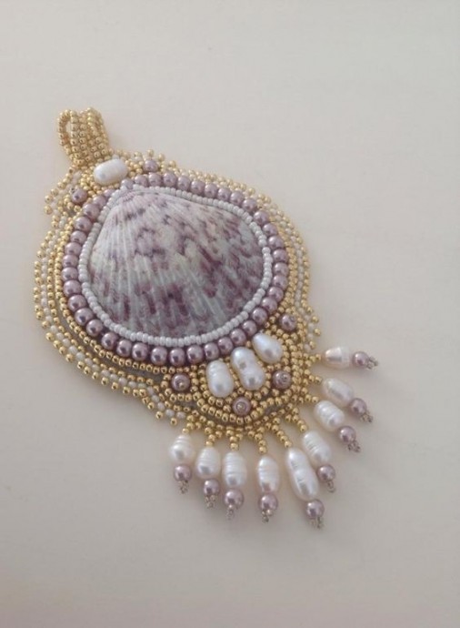 Шикарные украшения из ракушек