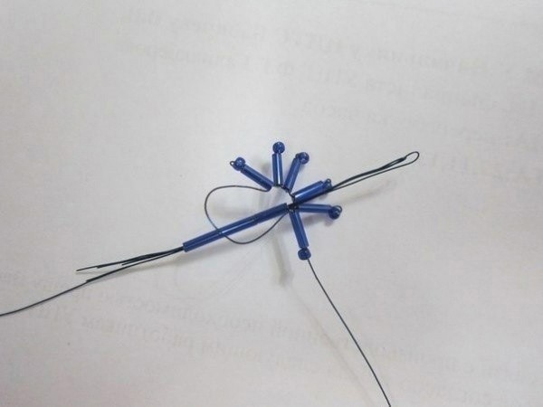 Гемантус из бисера и стекляруса