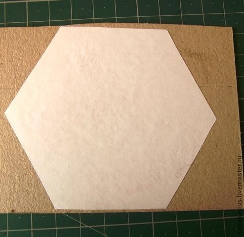 Весенняя цветочная коробочка