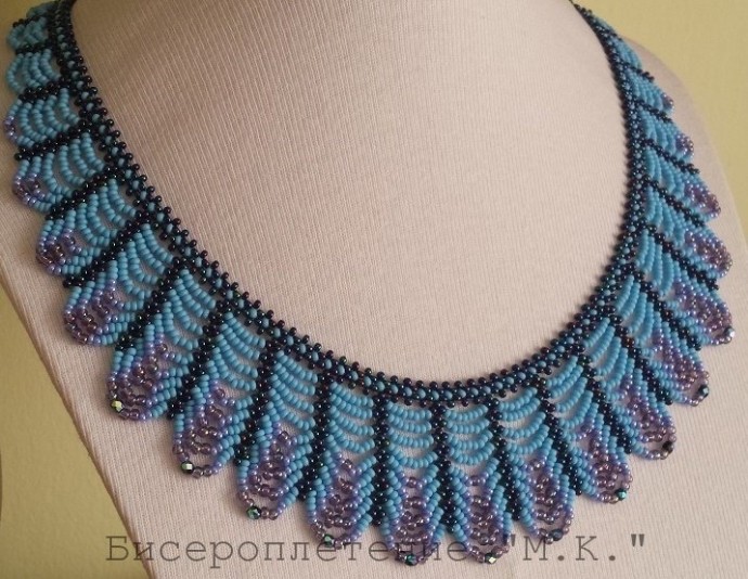 Шикарное колье из бисера