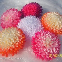 Пушистый цветок