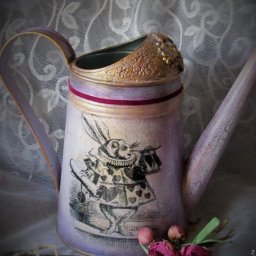 Декупаж металлической леечки